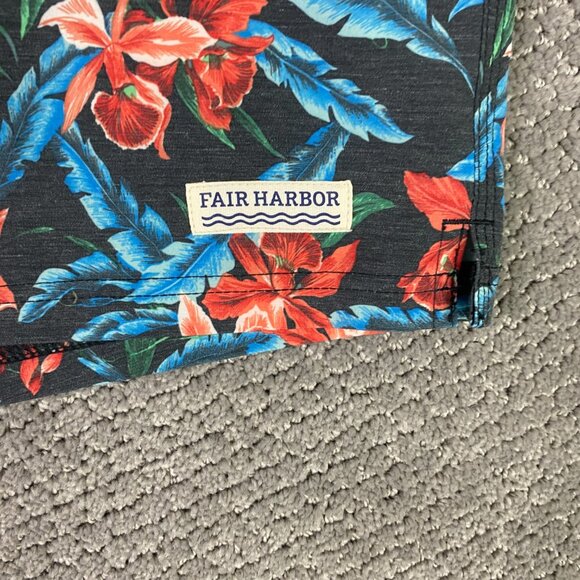 Fair Harbor The Nautilus Board Shorts Men's 38 Floral Tropical Swim Trunks - Picture 2 of 13
